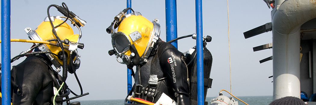 Dive_Tender_Responsibilities_Feature