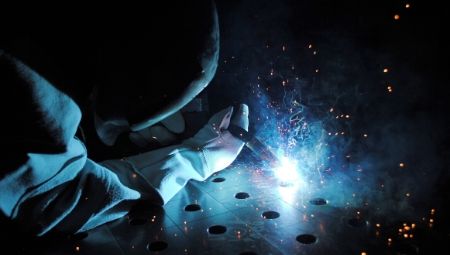 The 9 Types of Welding Processes and Their Uses - WaterWelders