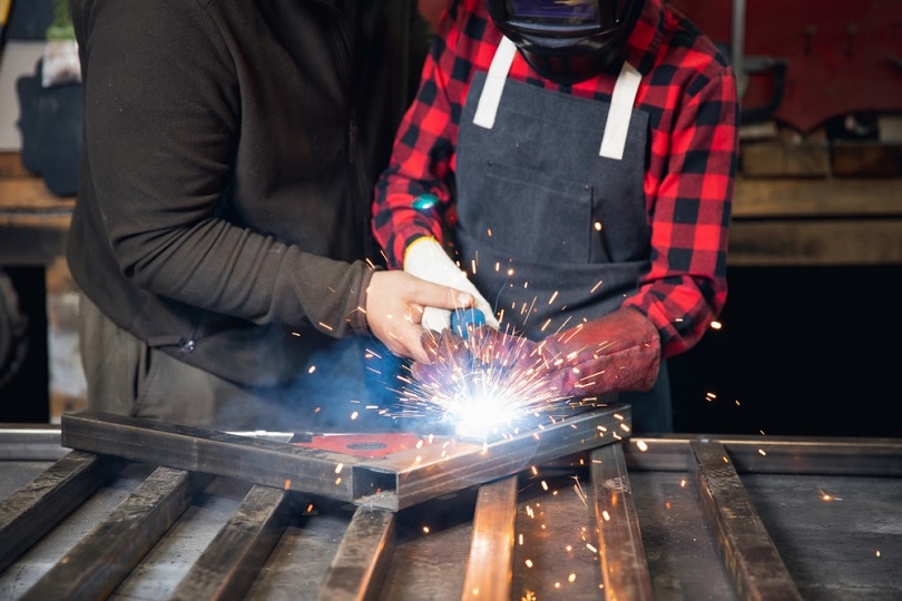 How Much Does Welding School Cost? (Updated In 2022) WaterWelders (2022)