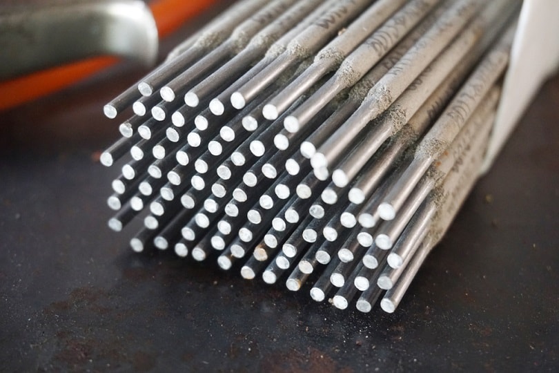 Welding-electrodes-wire_Pongsak14_shutterstock