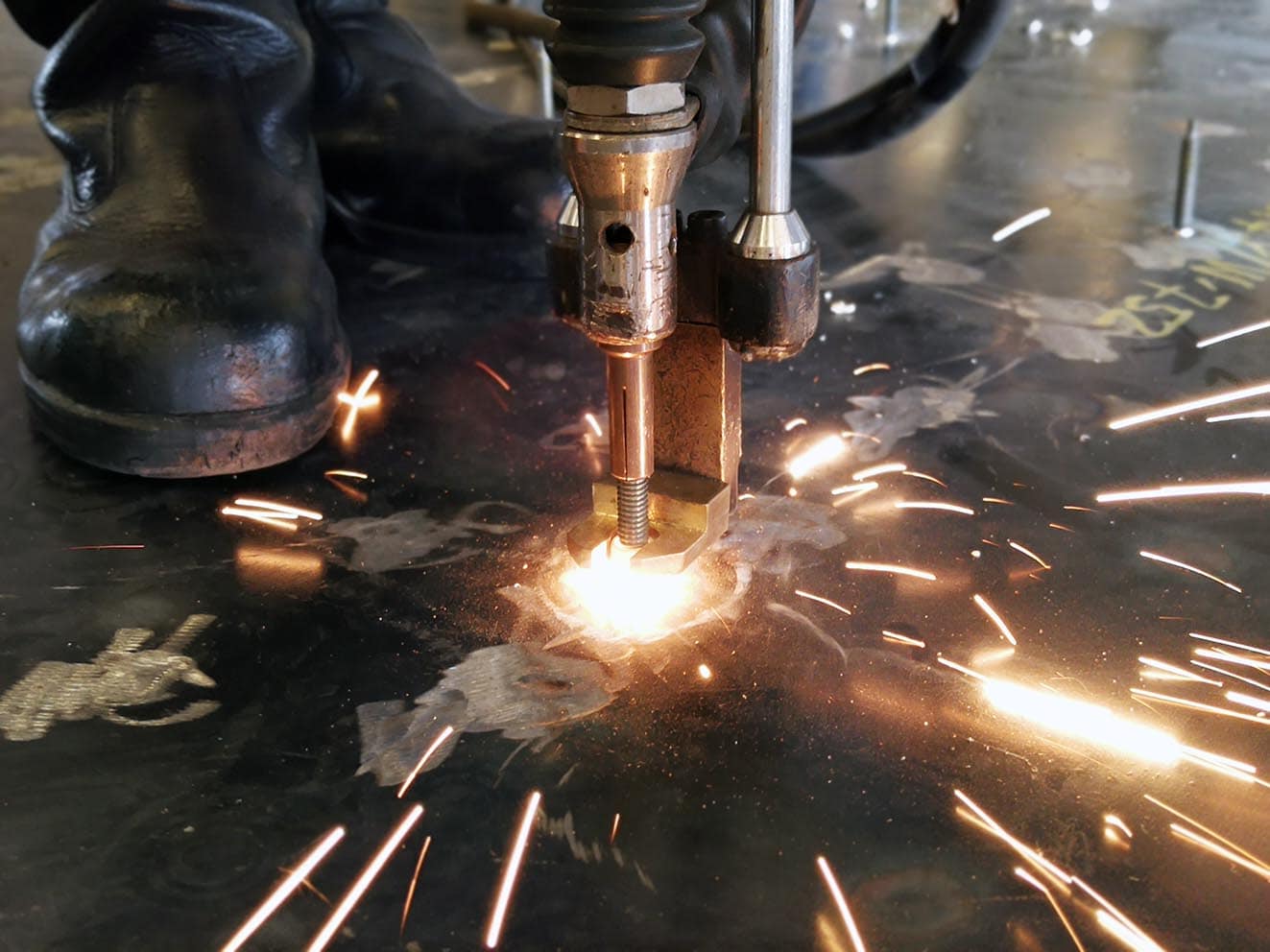 what-is-resistance-welding-and-how-does-it-work-waterwelders